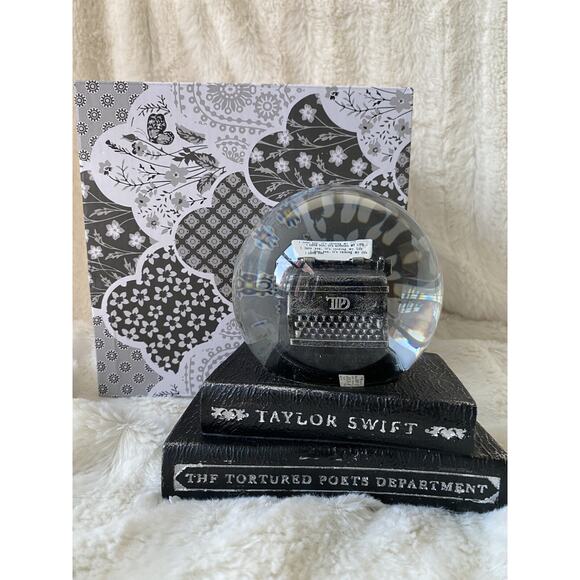 Taylor Swift THE TORTURED POETS DEPARTMENT SNOWGLOBE AUTHENTIC *In Hand* 🩶☃️🩶 - Picture 11 of 11